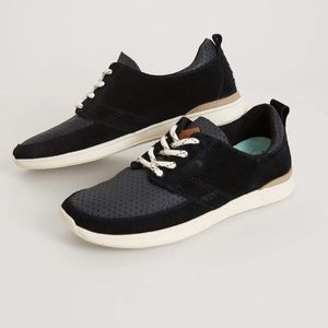 Reef rover low lx shoes